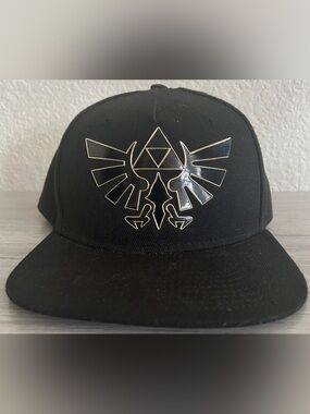 Official Nintendo The Legend of Zelda Hylian Crest Snapback Hat